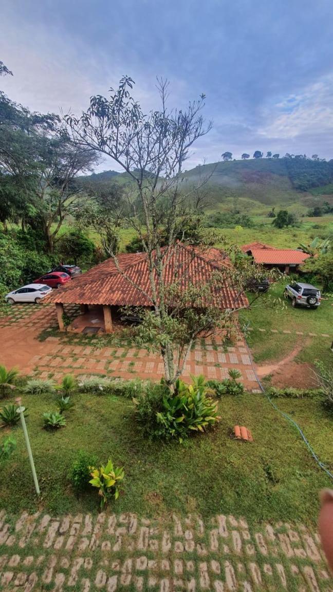 Pousada Chales Dos Montes Santana dos Montes Luaran gambar