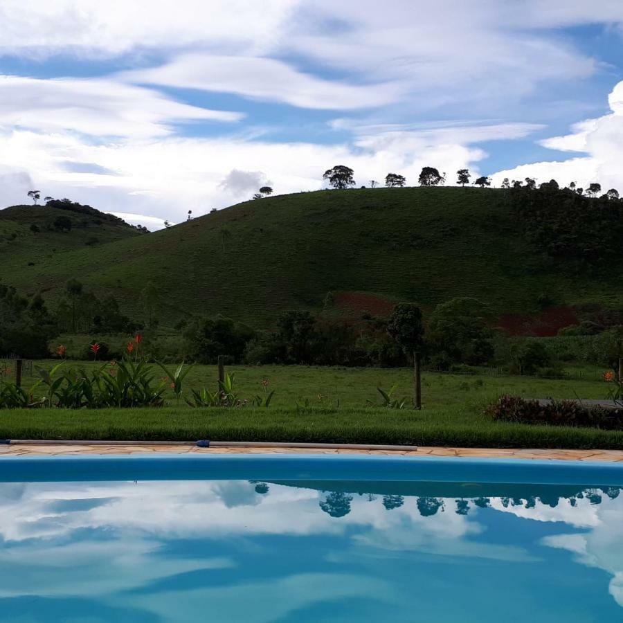 Pousada Chales Dos Montes Santana dos Montes Luaran gambar